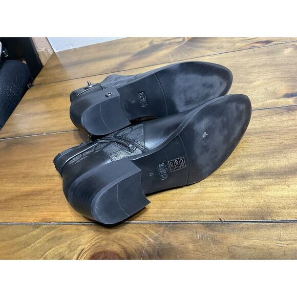 Coach Signature DENI LTR-SIG Bootie Black Size 6 B Coated Canvas Leather - Picture 12 of 12